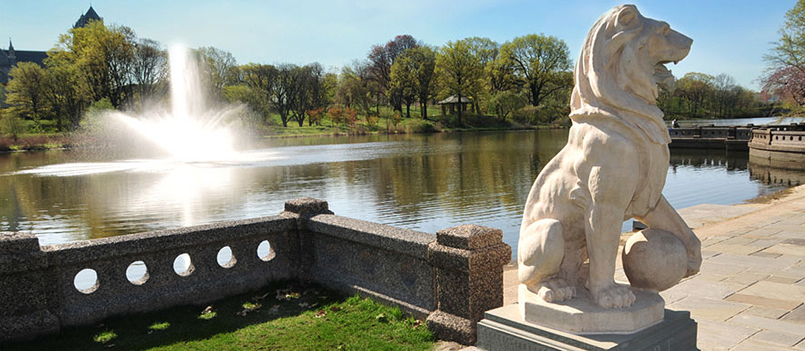 Branch Brook Park front - lion and balustrades